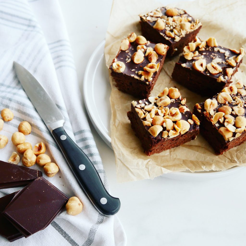 luksus chokoladebrownie med peanuts