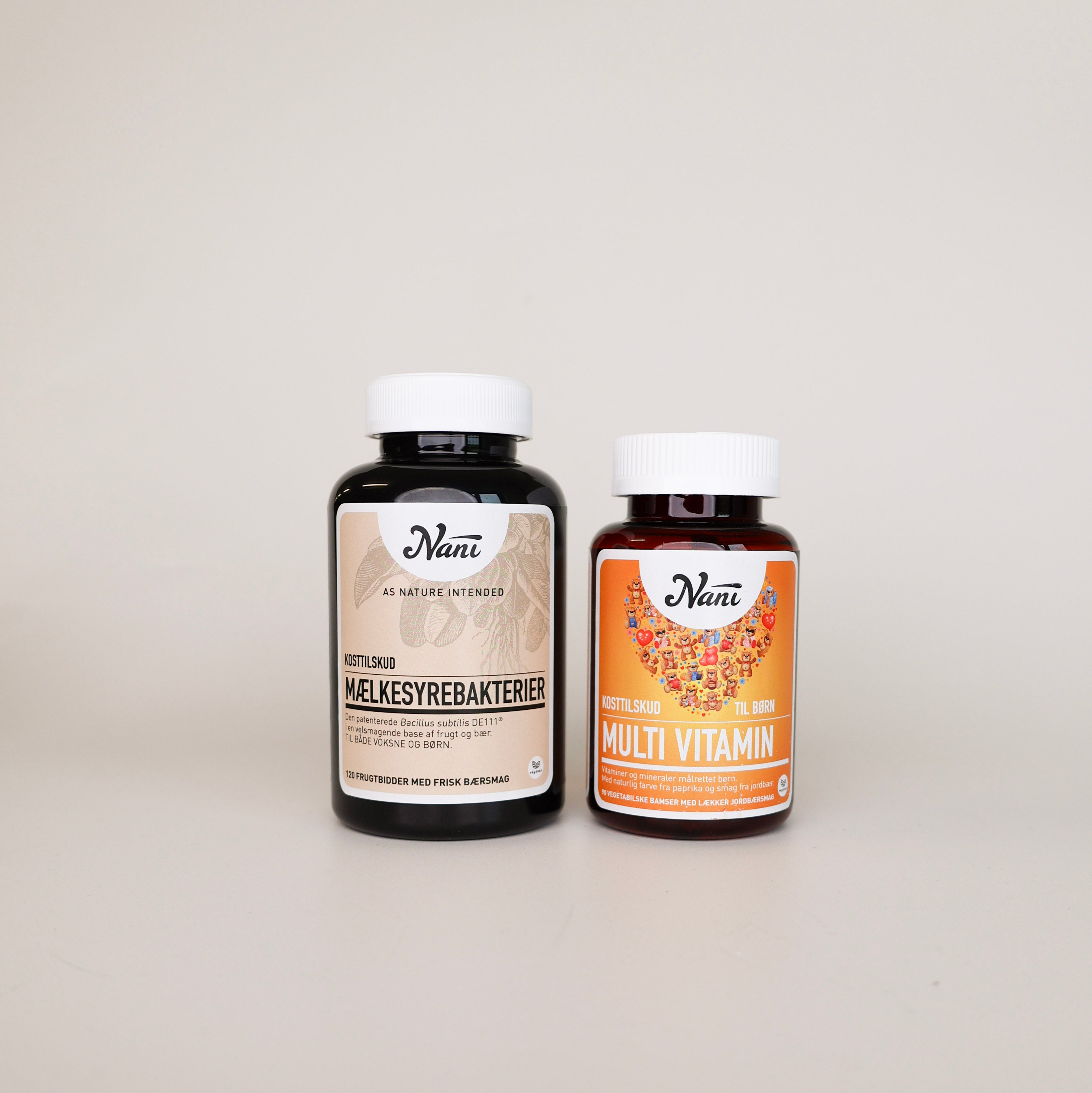 Pakke med multivitamin og mælkesyrebakterier til børn fra Nani
